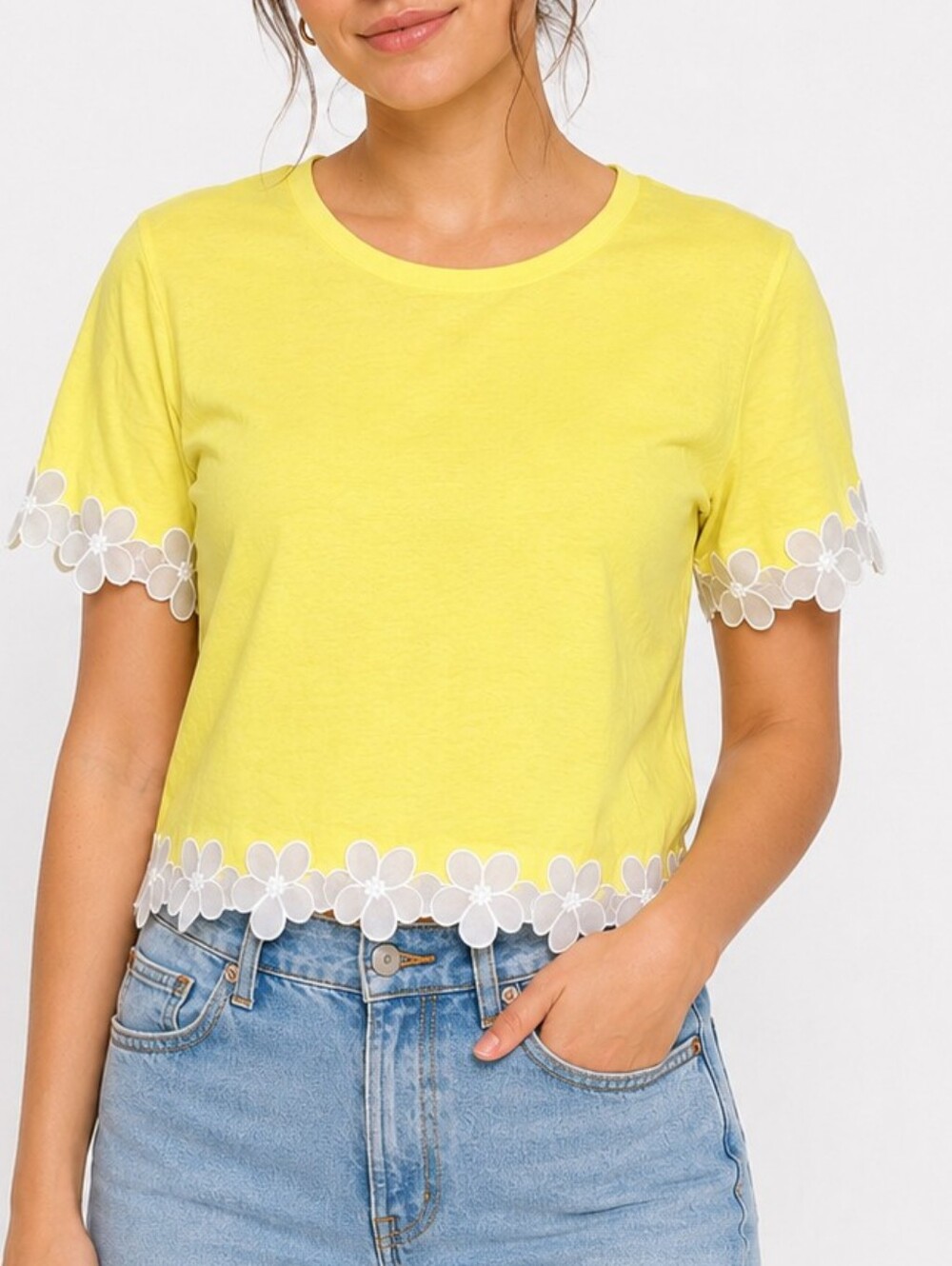 Topshop Yellow Floral Trim Crop Tee | Women's US 6 | Cute Daisy Hem T-shirt